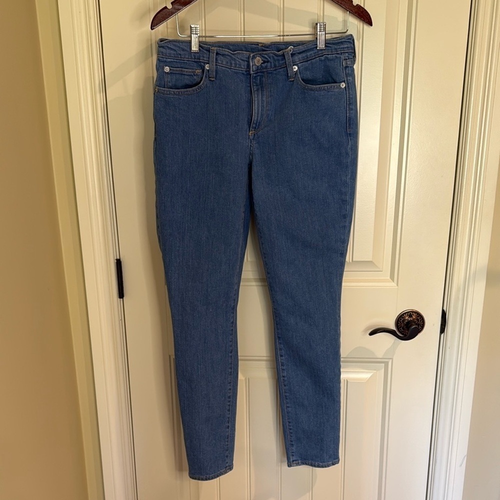 GAP Women’s Blue Regular Light Denim Jeans